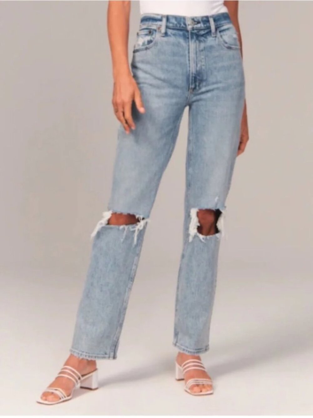Abercrombie & Fitch Jeans 90's Straight Ultra High Rise Distressed size 29/8 R